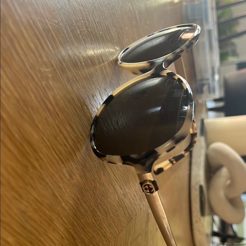 Gucci Tortoise Shell Sunglasses - Picture 3 of 8